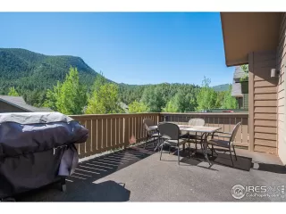 Photo #4: 915429 Listing