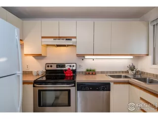 Photo #2: 915515 Listing 