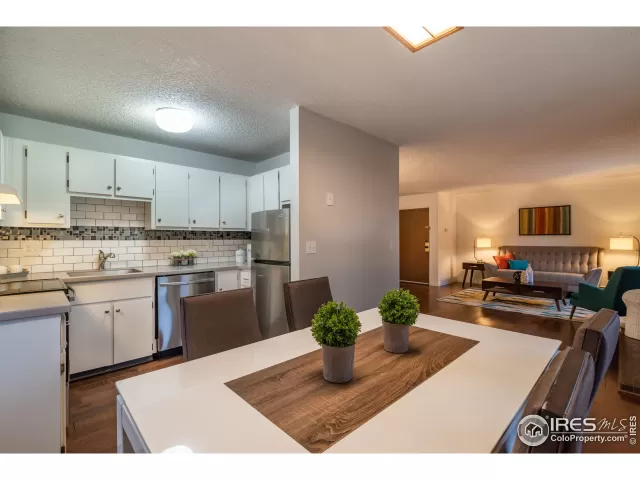 MLS: 915555 Condo For Sale