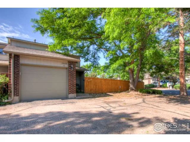 MLS: 915571 Condo For Sale