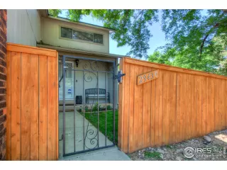 Photo #5: 915571 Listing