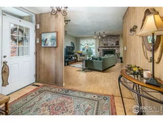 Photo #2: 915577 Listing