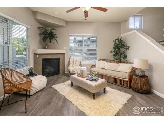 Photo #6: 915584 Listing