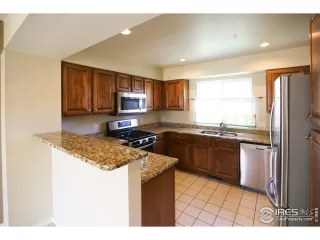 Photo #5: 915589 Listing