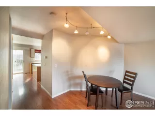 Photo #2: 915643 Listing