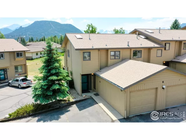 MLS: 915684 Condo For Sale