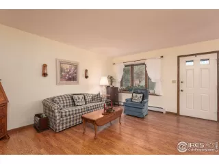 Photo #6: 915688 Listing 