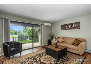 Photo #6: 915736 Listing