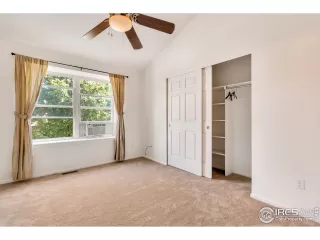 Photo #6: 915757 Listing