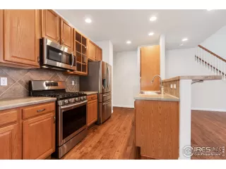 Photo #4: 915826 Listing