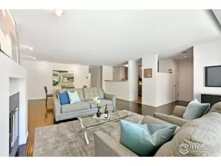 Photo #5: 915864 Listing 