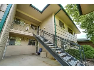 Photo #4: 915899 Listing