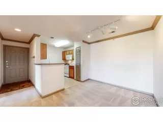 Photo #2: 915909 Listing