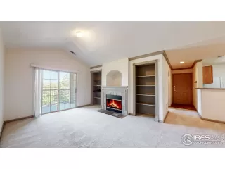 Photo #4: 915909 Listing