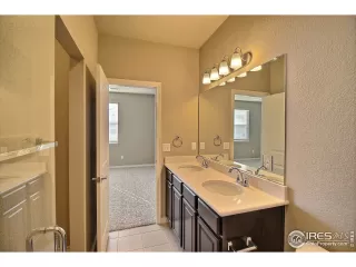 Photo #5: 915953 Listing 