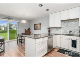 Photo #3: 915964 Listing