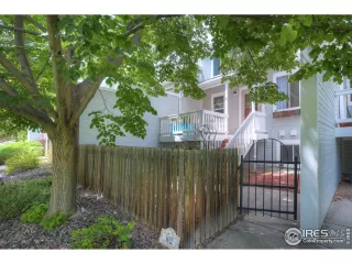 Photo #1: 916049 Listing