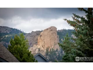 Photo #1: 916117 Listing