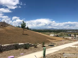 Photo #5: 916200 Listing 