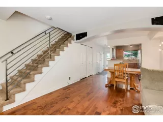 Photo #2: 916276 Listing 