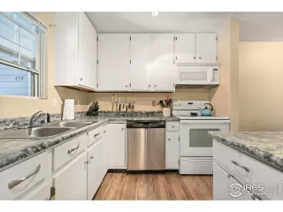 Photo #3: 916358 Listing