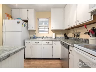 Photo #4: 916358 Listing