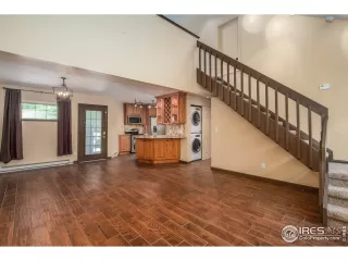 Photo #2: 916359 Listing