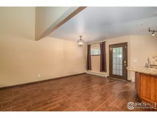 Photo #3: 916359 Listing