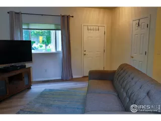 Photo #4: 916369 Listing