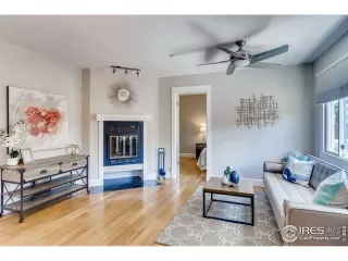 Photo #5: 916373 Listing