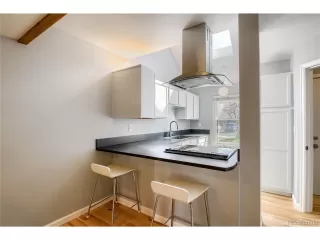 Photo #5: 9163893 Listing