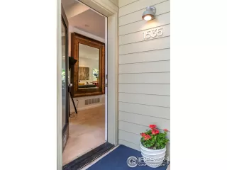 Photo #1: 916390 Listing