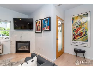 Photo #5: 916390 Listing