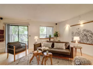 Photo #2: 916437 Listing 