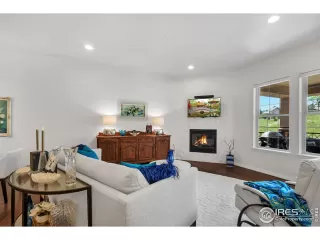 Photo #4: 916514 Listing 