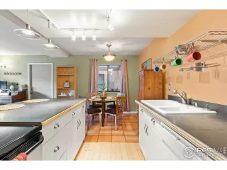 Photo #6: 916531 Listing