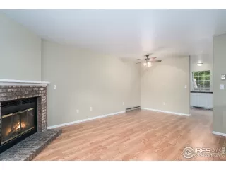 Photo #5: 916532 Listing 