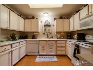 Photo #2: 916559 Listing