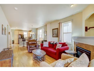 Photo #2: 916644 Listing
