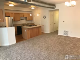 Photo #4: 916665 Listing