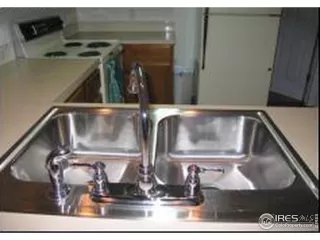 Photo #4: 916745 Listing