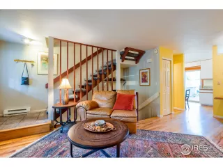 Photo #3: 916786 Listing