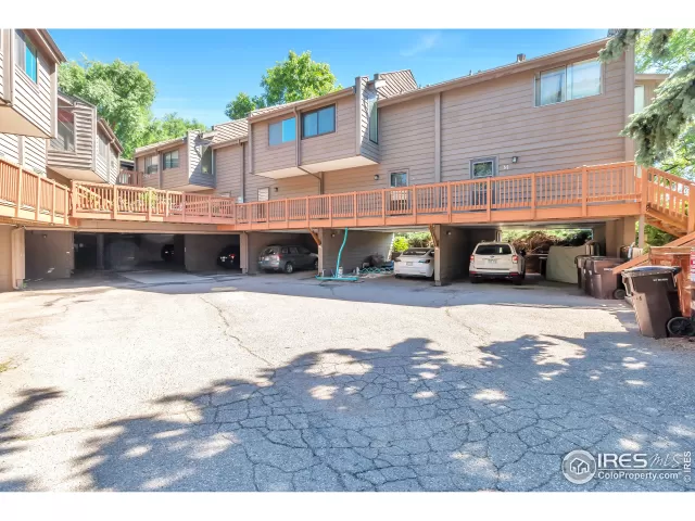 MLS: 916799 Condo For Sale