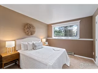 Photo #6: 916860 Listing