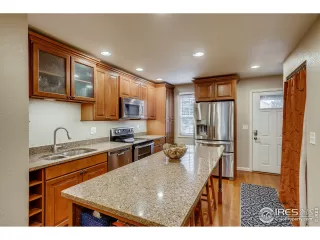 Photo #6: 916863 Listing 