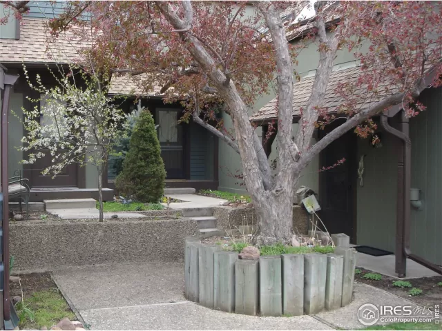 MLS: 916889 Condo For Sale