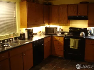 Photo #5: 916889 Listing