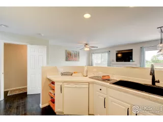 Photo #6: 916894 Listing 