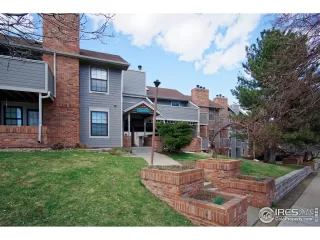 Photo #2: 916909 Listing