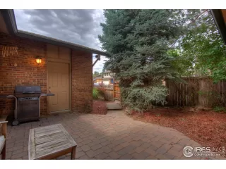 Photo #2: 916920 Listing